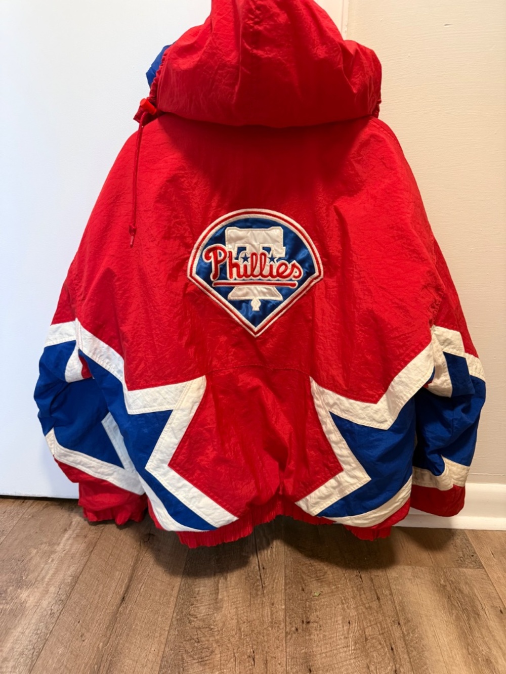 Vintage Phillies starter jacket - Picture 2 of 8